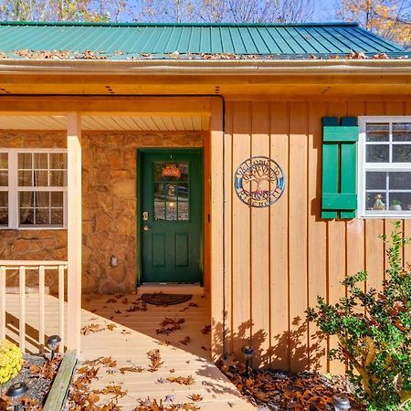 Burnside Resort Cabin With Hot Tub And Outdoor Spots! Екстер'єр фото