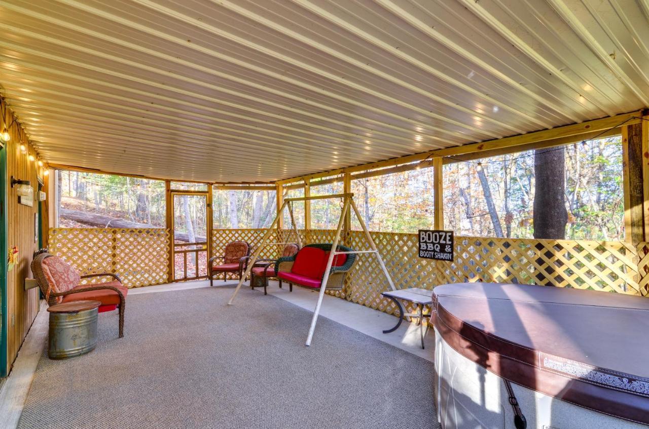 Burnside Resort Cabin With Hot Tub And Outdoor Spots! Екстер'єр фото