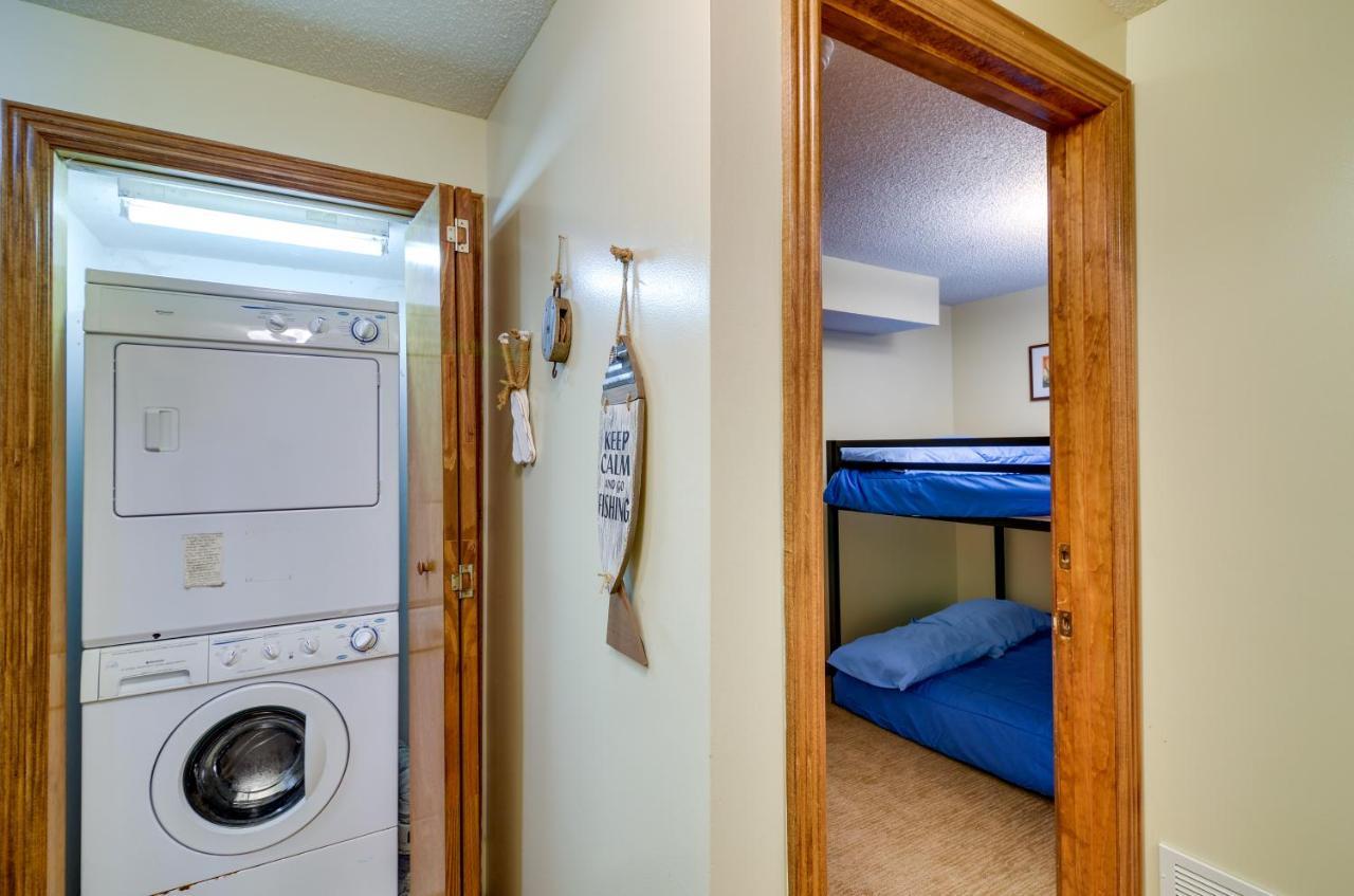 Burnside Resort Cabin With Hot Tub And Outdoor Spots! Екстер'єр фото